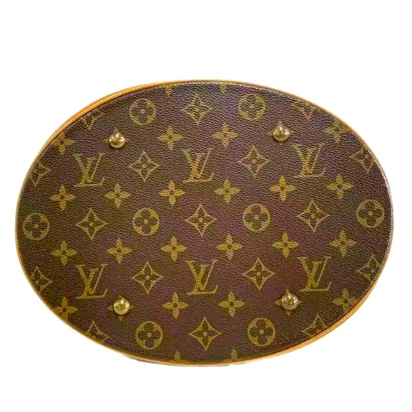 $1300 Value CUSTOMER APPRECIATION HOLIDAY GIVEAWAY: LV Bag to @saraaras1! - Picture 15 of 16